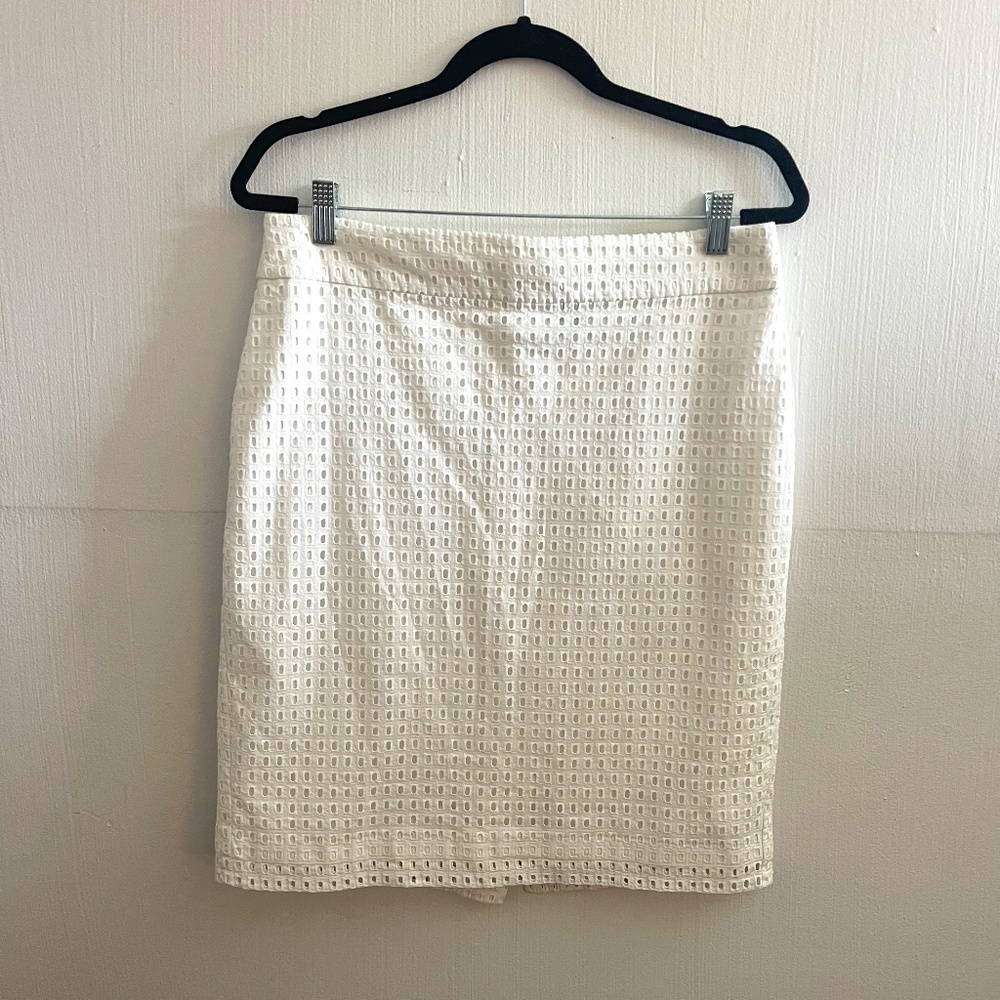 Ann Taylor White Skirt Size 10